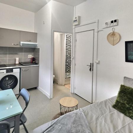 Superbe Studio 3 Face Gare Evreux Exterior photo